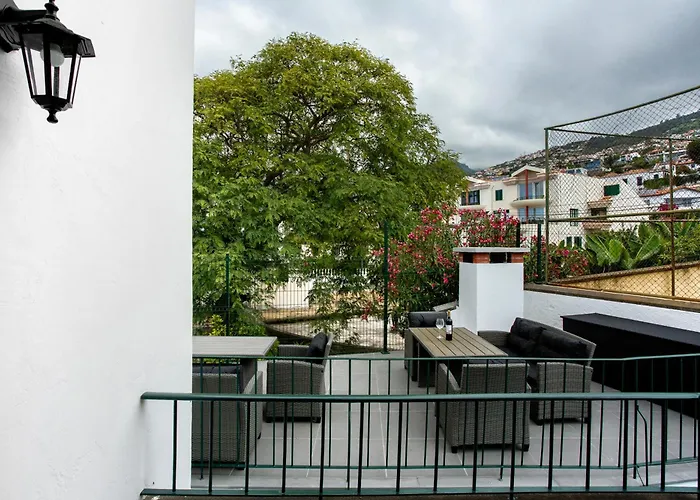 Casa Caminho Do Palheiro -